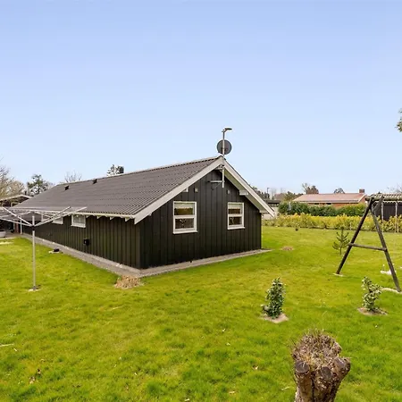 Holiday home Fritsa - 450m From The Sea In Se Jutland By Interhome *